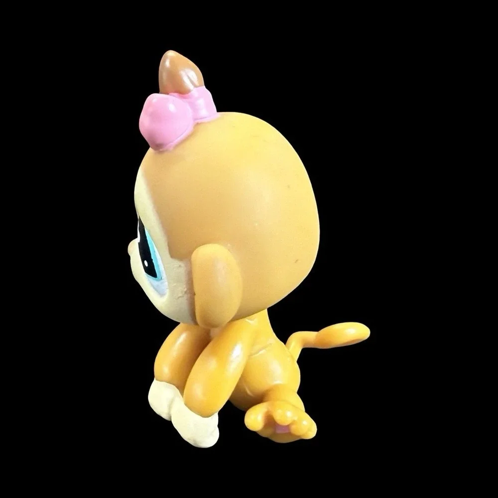 Hasbro Littlest Pet Shop Monkey #811 Pink Bow Baby LPS 2009 RARE